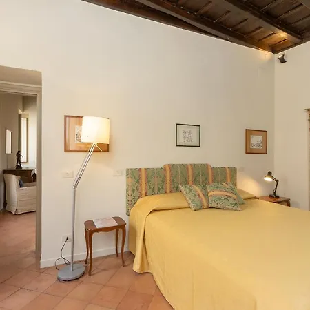 Amazing Fontana Di Trevi Apartment