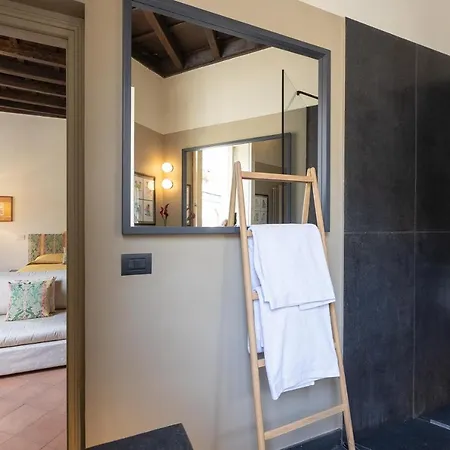 Amazing Fontana Di Trevi Apartment *