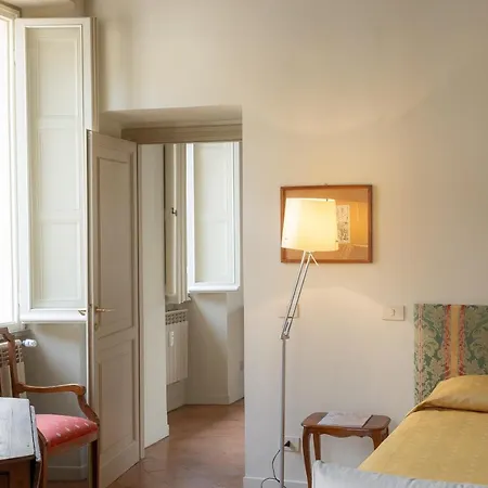 Amazing Fontana Di Trevi Apartment